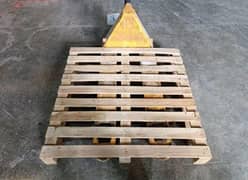 Milkshake Warehouse used wooden pallets for sale