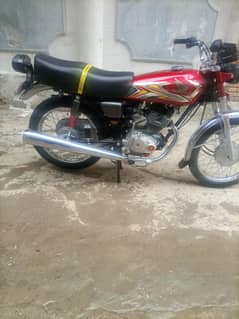 240000