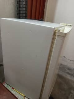 refrigerator for sale (Haier)