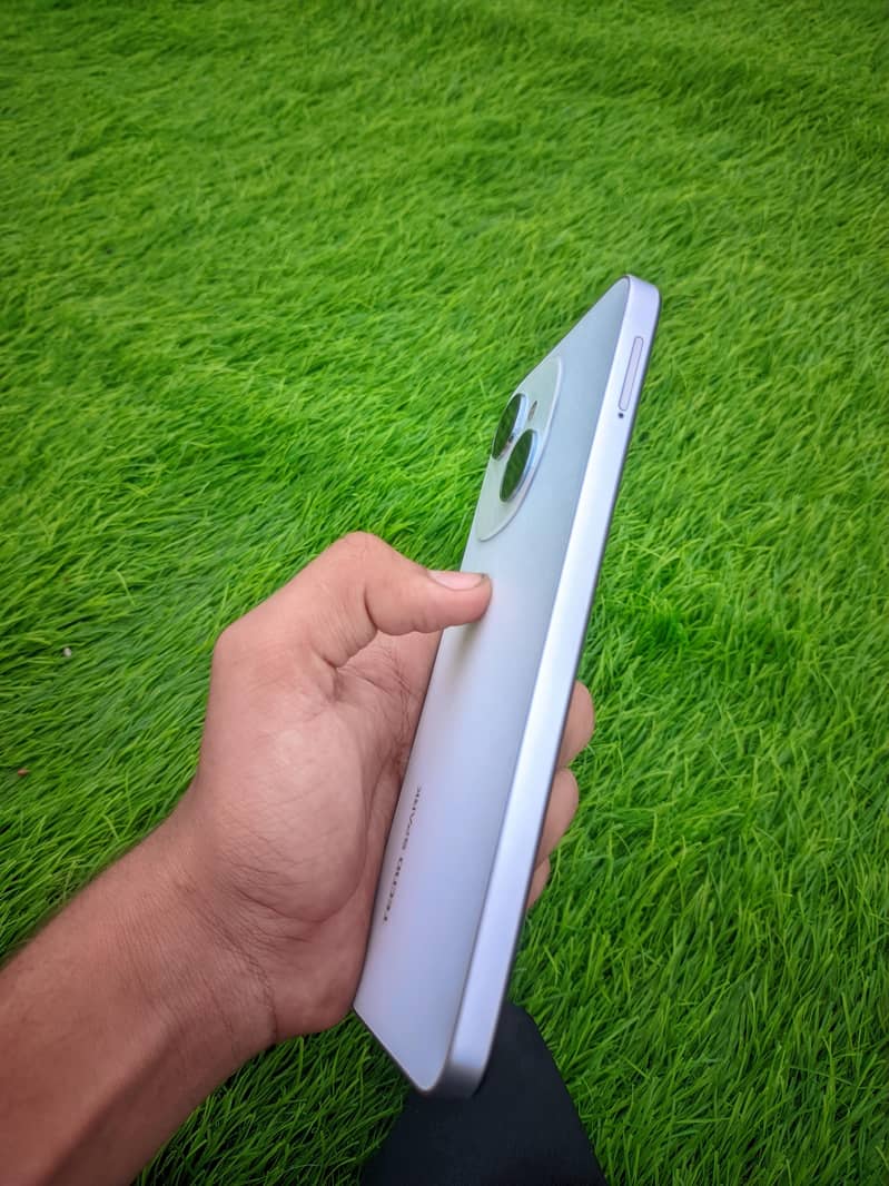 Tecno Spark Go 1 only mob 4+4/64 new saaf with cnic copy box koh gia h 3