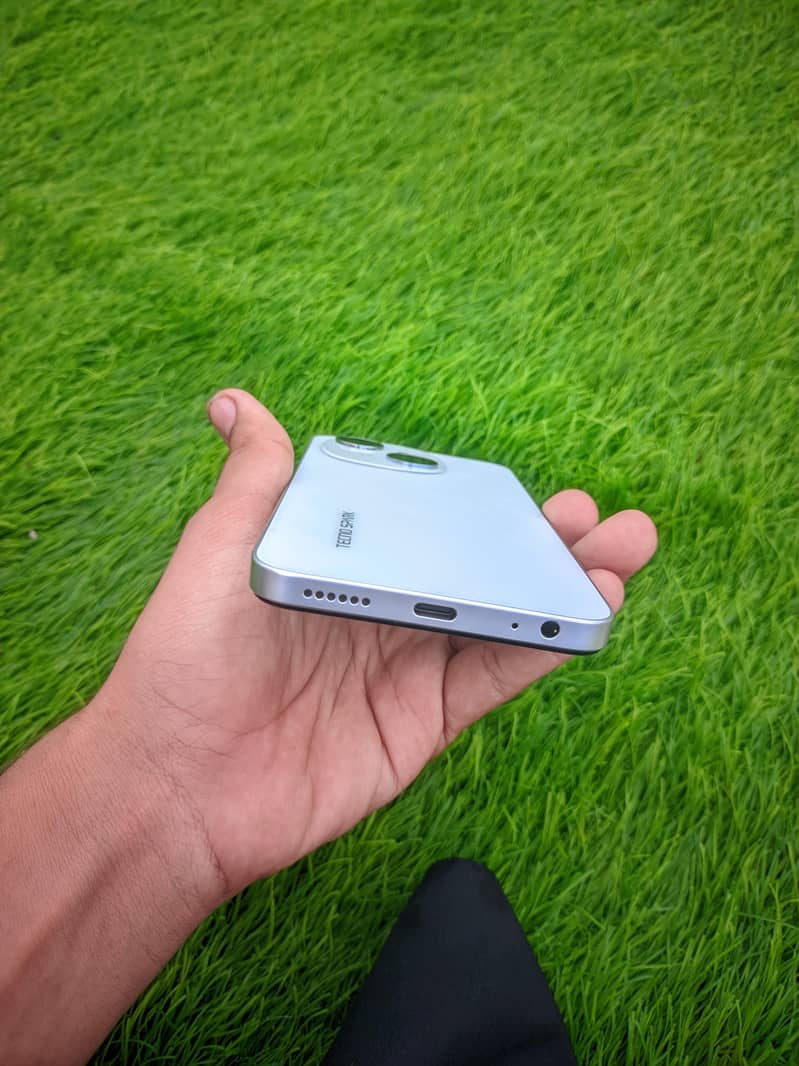 Tecno Spark Go 1 only mob 4+4/64 new saaf with cnic copy box koh gia h 4