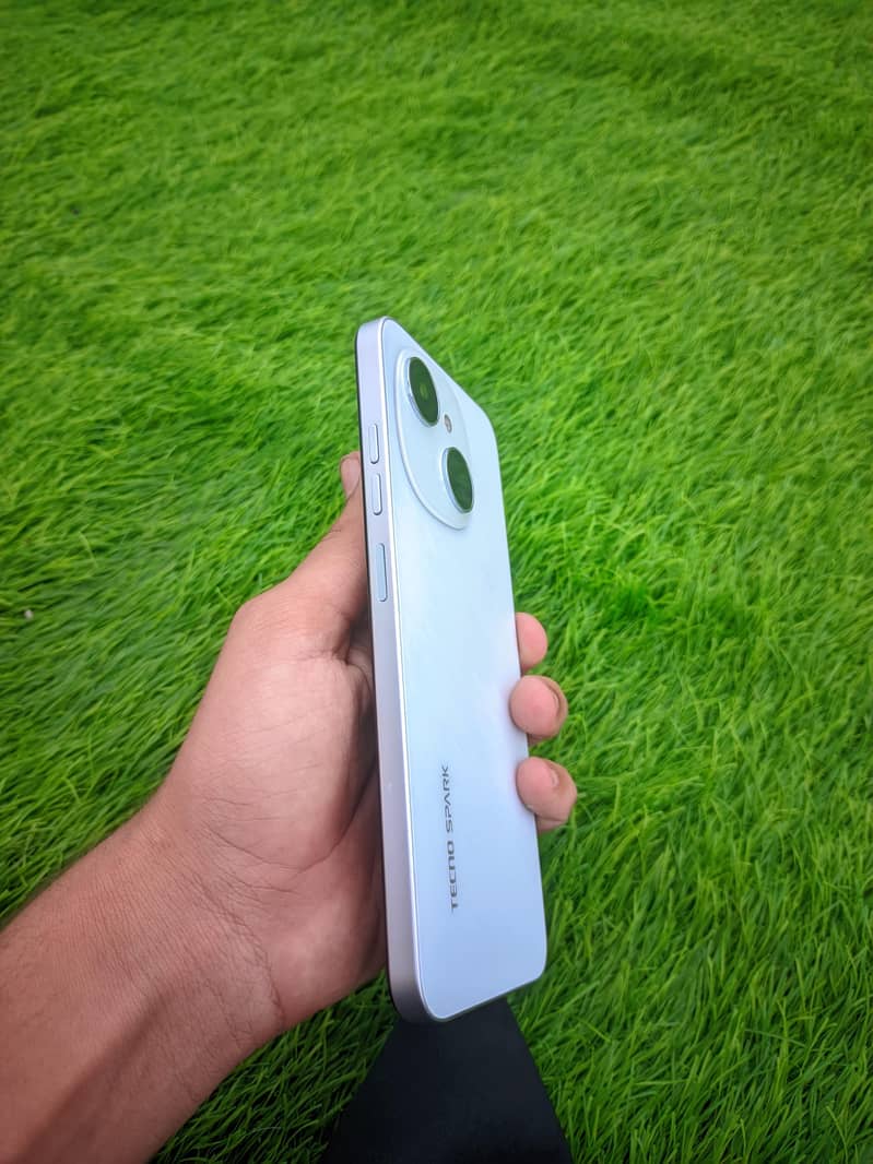 Tecno Spark Go 1 only mob 4+4/64 new saaf with cnic copy box koh gia h 5