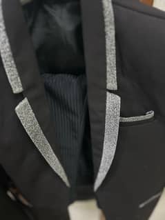 Pent coat