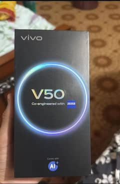 vivo V50 5g. 16+512gb . 7mnth warranty. ful b9x