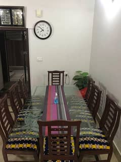 Dining table 08 Seaters
