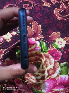 ITEl mobile 64 GB best for family use