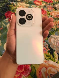 Infinix smart 8 pro