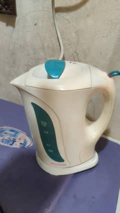 electric cateL 1litter very good condition