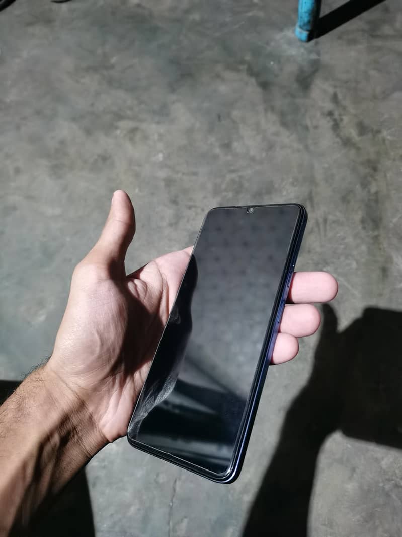 Tecno spark 10c 4+4 (8,128) exchange possible 7dys backup k sath duga 1