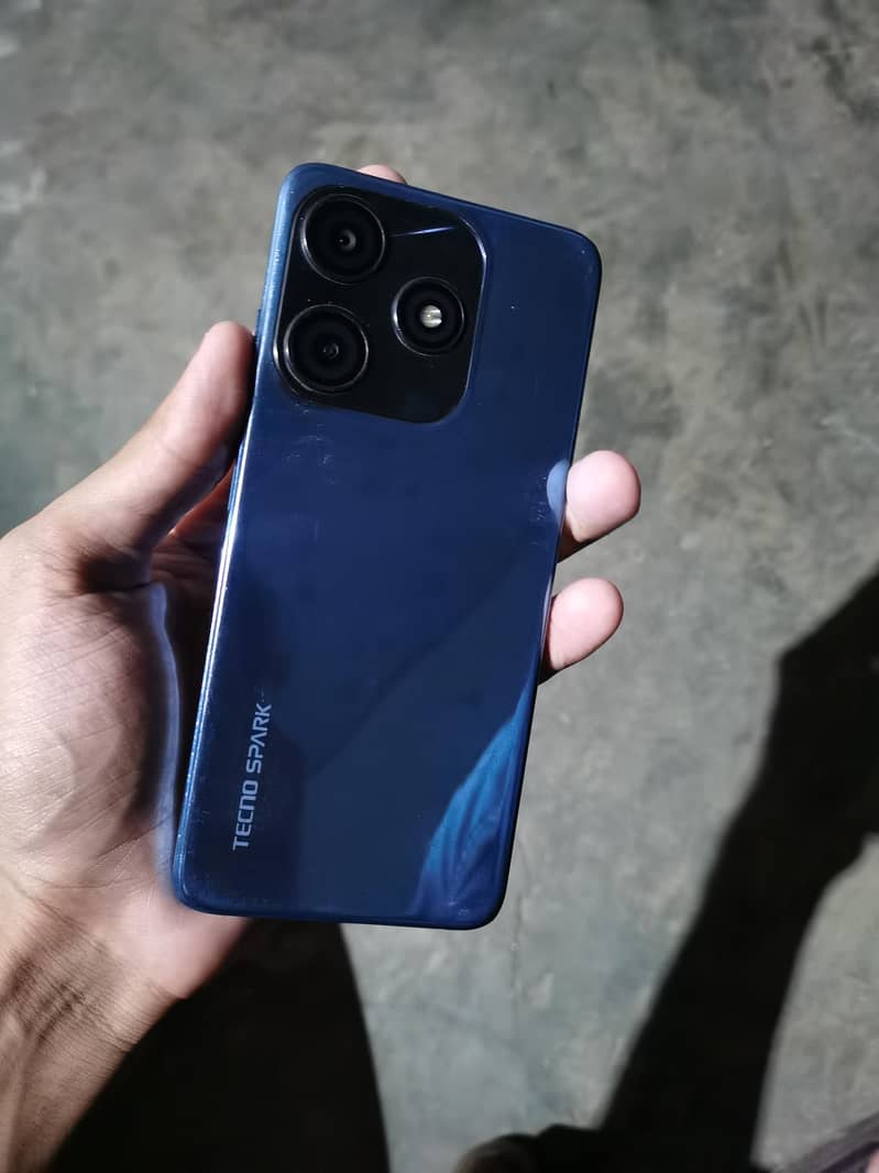 Tecno spark 10c 4+4 (8,128) exchange possible 7dys backup k sath duga 2
