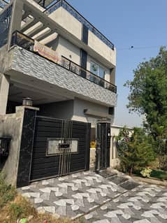 5 Marla House In Khayaban-e-Amin - Block P Is Available