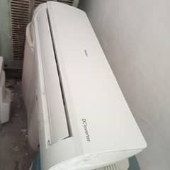 1.5 ton DC INVERTER HAIER USED LIKE NEw