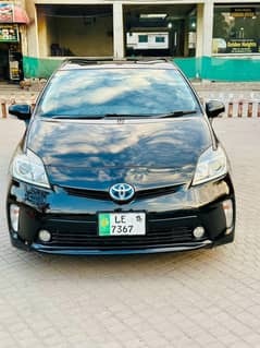 Toyota Prius (2012) model