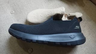 Skechers