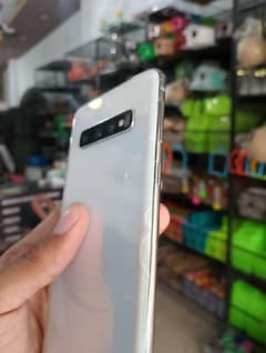 s10