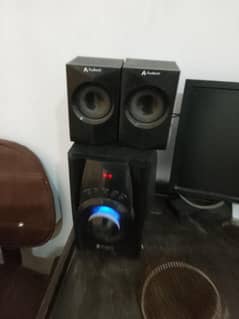 Mega40