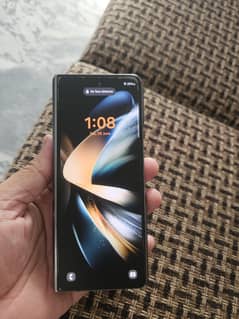Samsung zfold 4 in lush condition