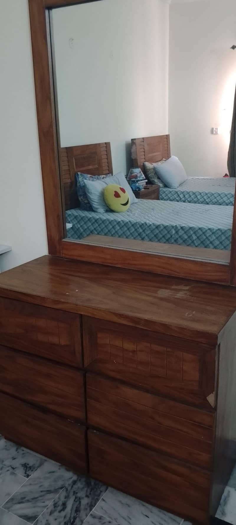 Two Single beds with mattress, side table and dressing table 1