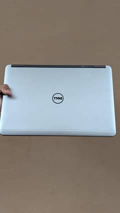 Dell latitude E7240 laptop
