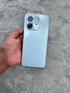 Infinix smart 9hd 4gb 64gb complete box