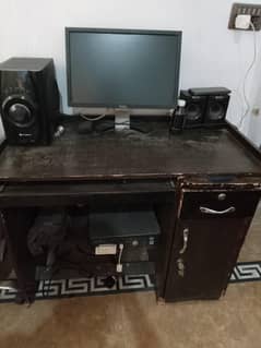 computer table