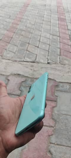 iPhone 11 Non PTA | Original Set | 100% Working | Islamabad