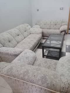 03134136757