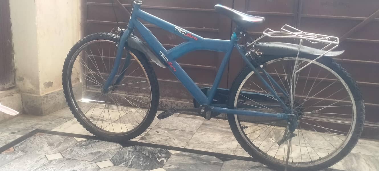 26" Bicycle Very good condition smooth in running 1