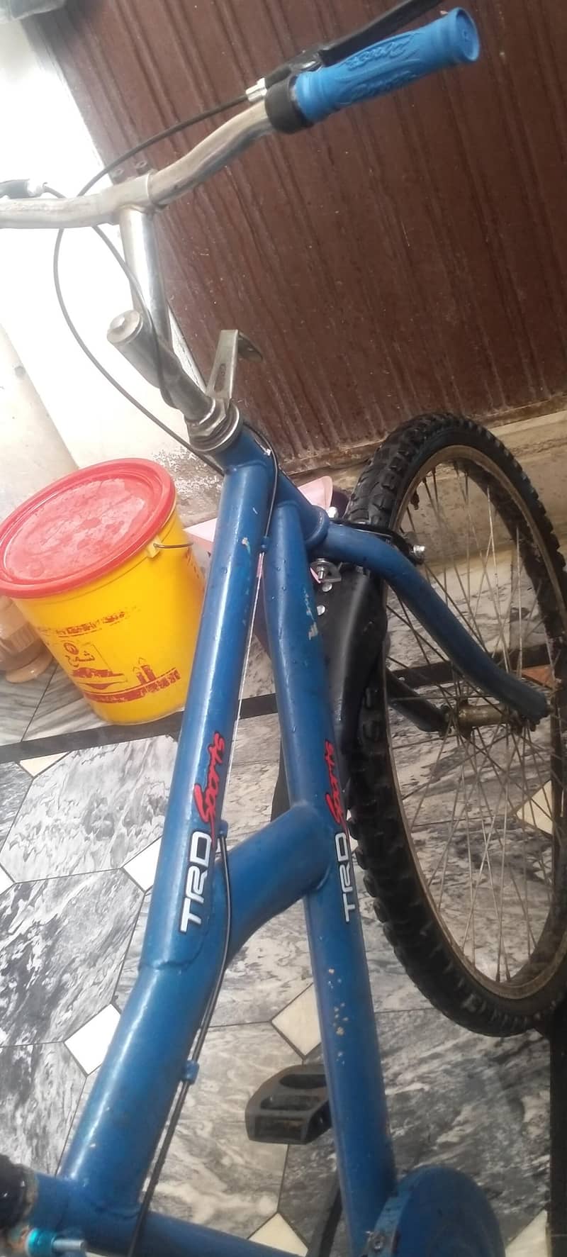26" Bicycle Very good condition smooth in running 4