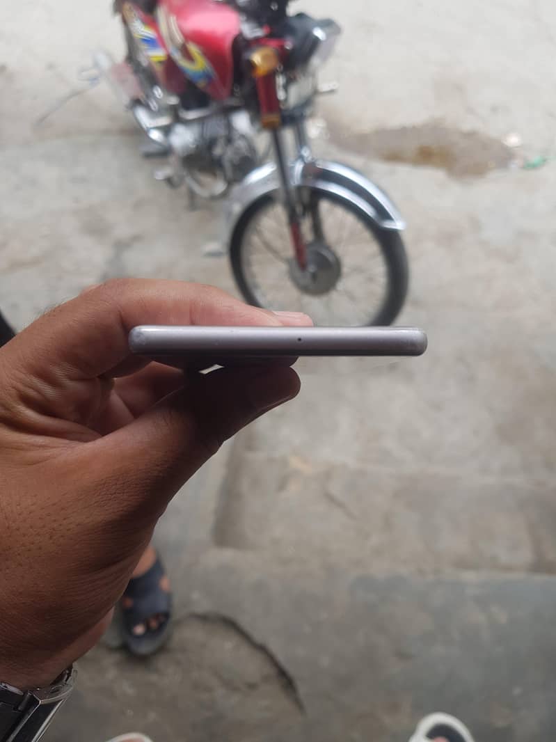 Huawei p9 3/32 exchange possible read all add 6