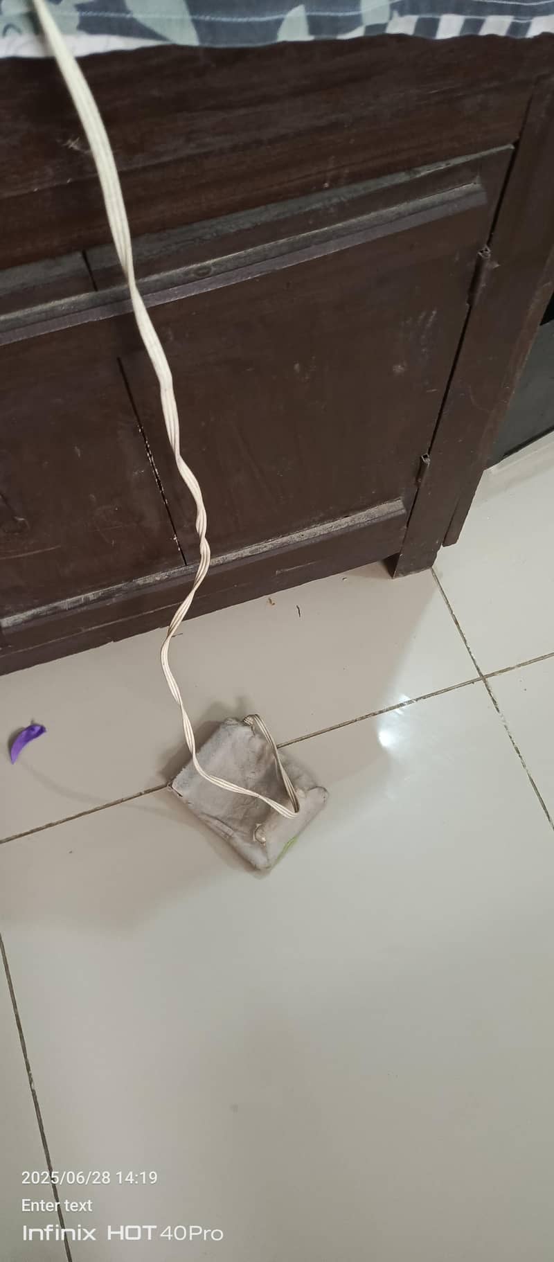 slai machine krhai b krti he over lock b krti he r kafi options hen 2
