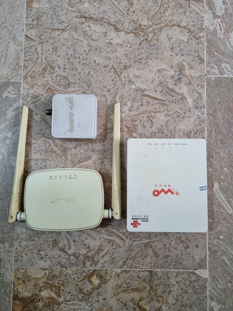 Tenda router with ONU device 0