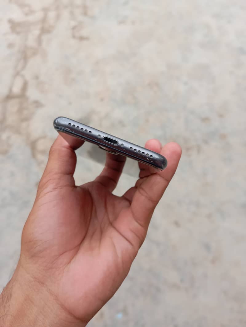 Iphone 8 non pta ( exch with iphone pta or google pixel) 1