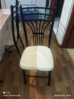 Raught Dining Table with 6 chairs
