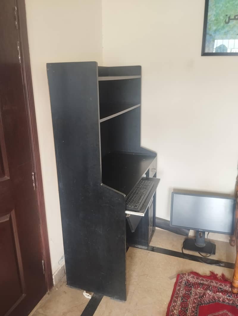 Computer Console Table 1