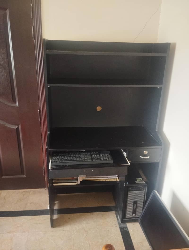 Computer Console Table 3