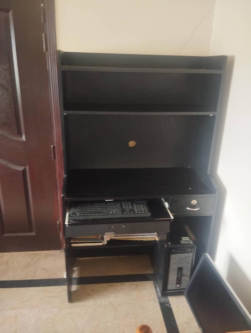 Computer Console Table 4
