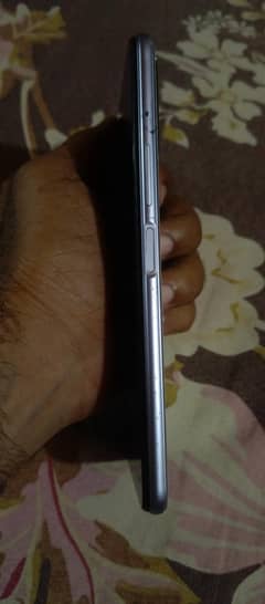 Vivo y20 used phone without dabba and charger