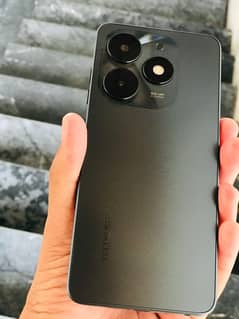 Tecno spark 20c   4+4/128