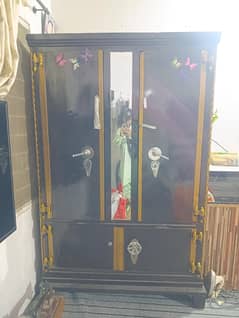 Full Size Wardrobe 10/9 condition