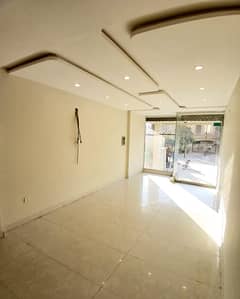 Commercial available for rent