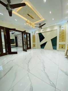 14 Marla Corner Brand New House for Sale in Bahria Town Lahore