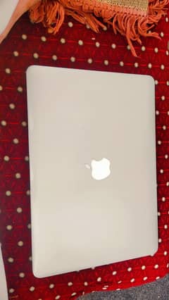 MacBook Air 2017  8gb / 128gb