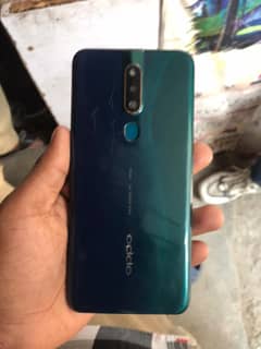 oppo f11pro mobile gaming phone 6fps front camera NI chalta