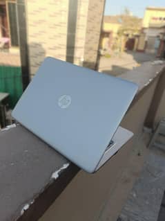 HP core i5 6th generation laptop G3 840 8gb ram 6hr battery