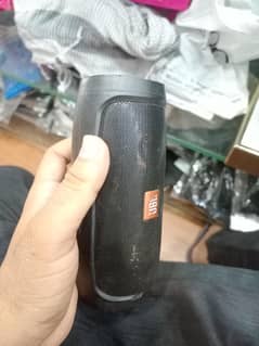 JBL Bluetooth speaker ____condition 10by10
