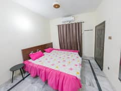 Furnished rooms available in hostel near Arfa Karim IT Uni Lahore