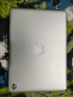 Macbook pro for sale 10/10 condition