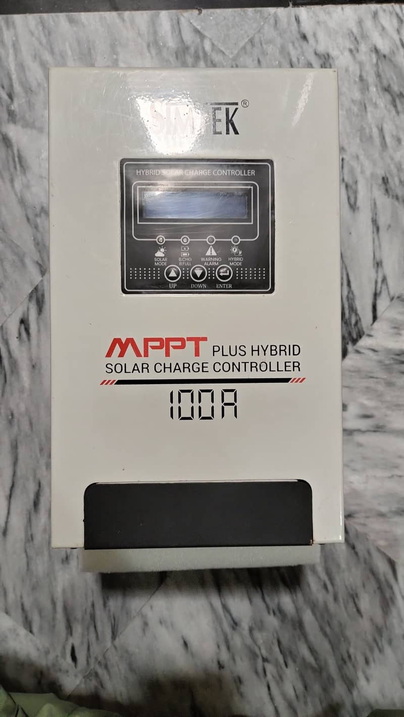 SIMTEK 100A. MPPT Solar Charge Controller 0