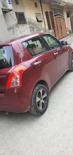 Suzuki  Swift DLX lahore registered
